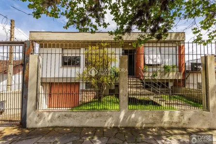 Casa com 3 Quartos à venda, 205m² no Morro Santana, Porto Alegre