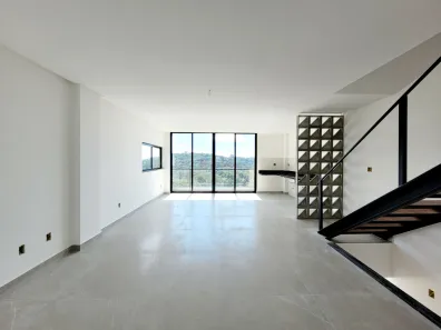 Casa com 3 Quartos à venda, 248m² no Parque Alto, Juiz de Fora