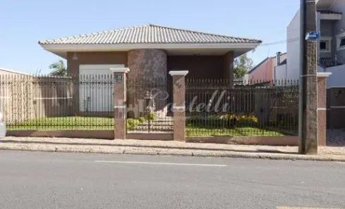 Casa com 2 Quartos para alugar, 353m² no Centro, Ponta Grossa