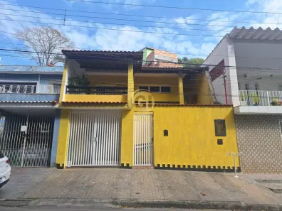 Sobrado com 3 Quartos à venda, 55m² no Parque Santo Antônio, Jacareí