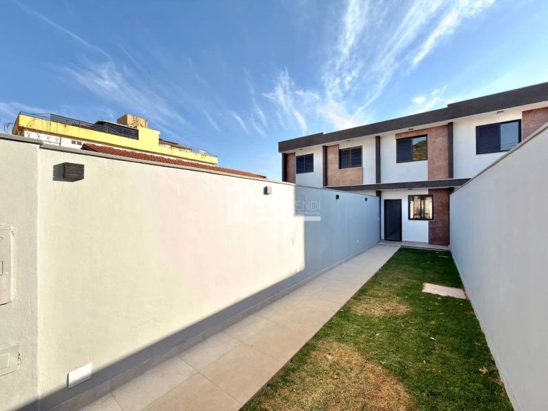 Casa com 2 quartos — Copacabana, Belo Horizonte