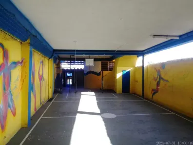 Galpão/Depósito/Armazém com 3 Quartos para alugar, 350m² no Vila Jacuí, São Paulo