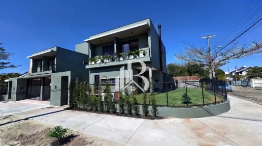 Casa com 3 Quartos à venda, 148m² no Pântano do Sul, Florianópolis