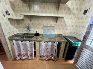 Kitnet para alugar, 30m² no Guilhermina, Praia Grande