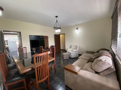 Casa com 3 Quartos à venda, 240m² no Vila Valqueire, Rio de Janeiro