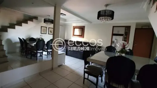 Cobertura com 3 Quartos à venda, 193m² no Santa Mônica, Uberlândia