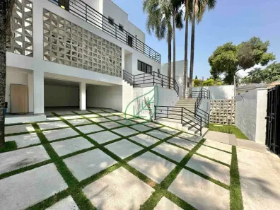 Sobrado com 4 Quartos à venda, 450m² no Jardim Guedala, São Paulo