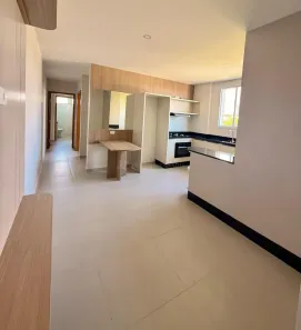 Apartamento com 2 Quartos para alugar, 60m² no Zona 07, Maringá
