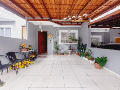 Sobrado com 2 Quartos à venda, 70m² no Vila Carmosina, São Paulo