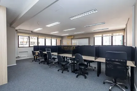 Sala Comercial para alugar, 156m² no Água Verde, Curitiba