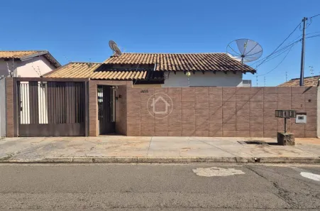 Casa com 3 Quartos à venda, 150m² no Monte Castelo, Campo Grande