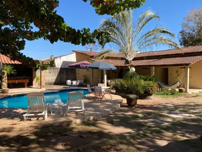 Casa com 4 Quartos para alugar, 232m² no Encontro dos Rios, Aruanã