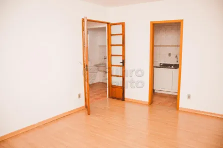Apartamento com 2 Quartos para alugar, 58m² no Centro, Pelotas