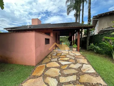 Casa com 4 Quartos para alugar, 230m² no Baleia, São Sebastião