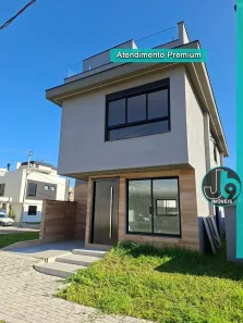 Sobrado com 3 Quartos para alugar, 170m² no Santa Cândida, Curitiba