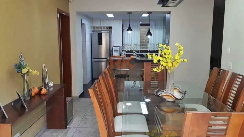 Casa com 3 quartos — Ouro Preto, Belo Horizonte