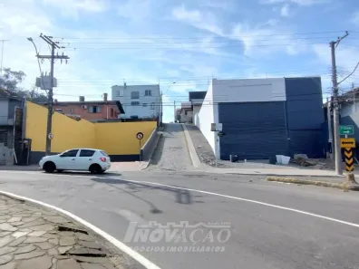 Sala Comercial para alugar, 495m² no Medianeira, Caxias do Sul