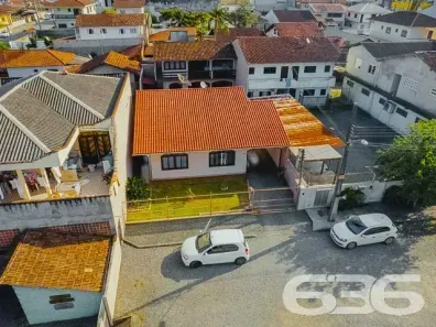 Casa com 3 Quartos à venda, 148m² no Jardim Iririú, Joinville
