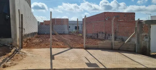 Lote/Terreno à venda, 200m² no Jardim Marajoara, Limeira