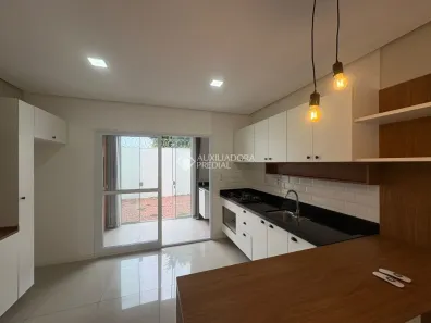 Sobrado com 2 Quartos à venda, 101m² no São José, Canoas
