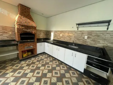 Casa com 4 Quartos à venda, 135m² no Santa Rita I, Montes Claros