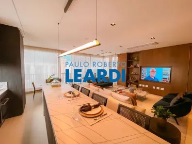 Apartamento com 2 Quartos à venda, 137m² no Vila Nova Conceição, São Paulo