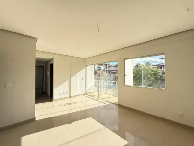 Apartamento com 3 Quartos para alugar, 92m² no Vila Mauricéia, Montes Claros