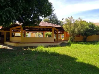 Fazenda/Sítio com 8 Quartos à venda, 10000m² no Centro, Luziânia