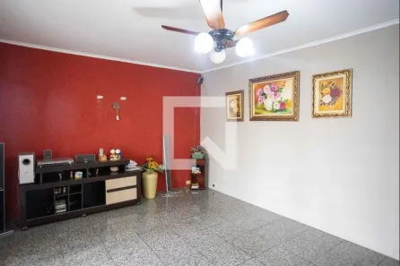 Casa com 4 Quartos à venda, 212m² no Centro, Diadema