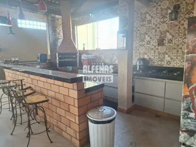 Casa com 4 Quartos à venda, 550m² no JK, Contagem