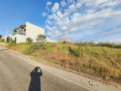 Lote/Terreno à venda, 300m² no Jardim Belvedere, Pouso Alegre