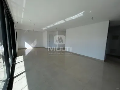 Apartamento com 3 Quartos à venda, 203m² no Morada da Colina, Uberlândia