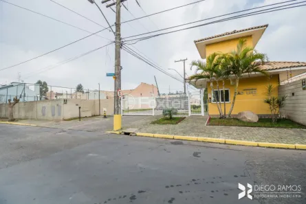 Casa de Condomínio com 2 Quartos à venda, 62m² no São Luis, Canoas