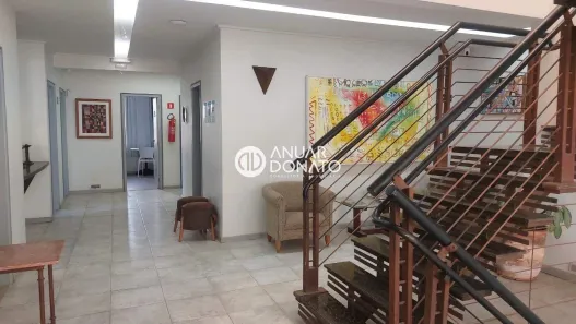 Prédio Comercial com 15 Quartos para alugar, 735m² no Vale do Sereno, Nova Lima