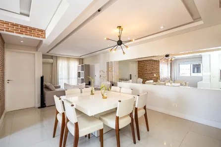 Apartamento com 2 Quartos para alugar, 94m² no Ahú, Curitiba