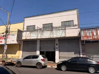 Prédio Comercial para alugar, 407m² no Setor Campinas, Goiânia