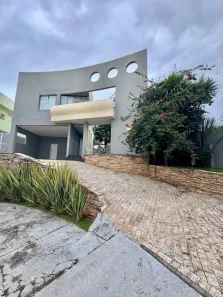Casa com 4 Quartos à venda, 387m² no Orfãs, Ponta Grossa