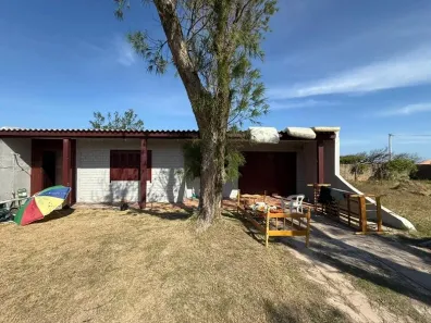 Casa com 2 Quartos à venda, 100m² no Praia de Mariluz, Imbé