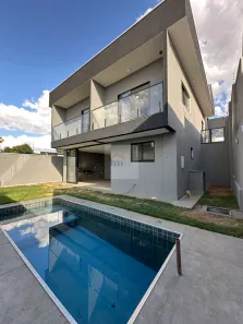 Casa com 3 Quartos à venda, 250m² no Setor Garavelo, Aparecida de Goiânia