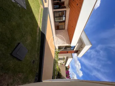 Casa com 4 Quartos à venda, 225m² no Jardim Presidente, Goiânia