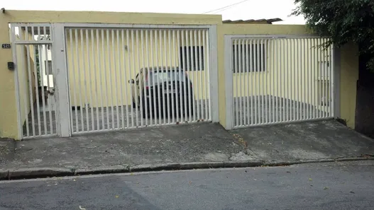 Kitnet com 2 Quartos para alugar, 100m² no Jardim Peri Peri, São Paulo