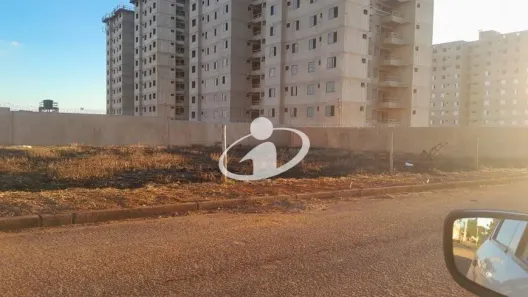 Lote/Terreno para alugar, 250m² no Grand Ville, Uberlândia