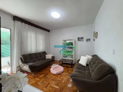 Casa com 6 Quartos à venda, 160m² no Jardim das Belezas, Carapicuíba