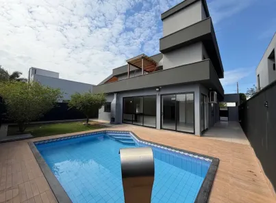 Casa de Condomínio com 4 Quartos à venda, 402m² no Aponiã, Porto Velho