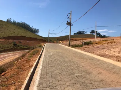 Lote/Terreno à venda, 320m² no Bairro de Fátima (Califórnia da Barra), Barra do Piraí