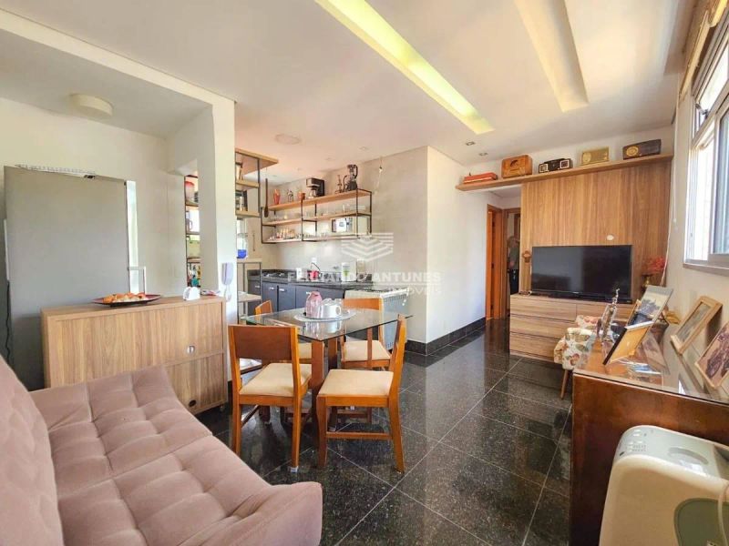Apartamento com 2 quartos — Santo Antônio, Belo Horizonte