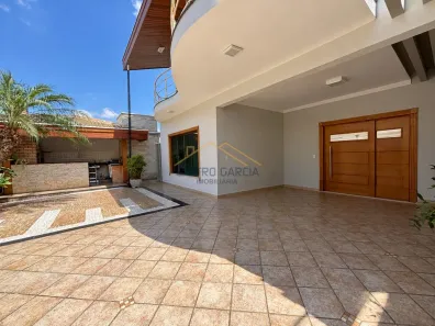 Casa com 3 Quartos para alugar, 247m² no Parque Residencial Jaguari, Americana
