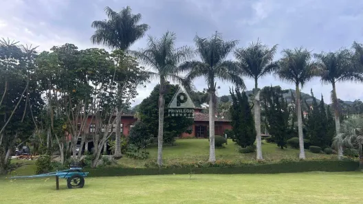 Casa com 3 Quartos à venda, 550m² no Parque do Imbui, Teresópolis