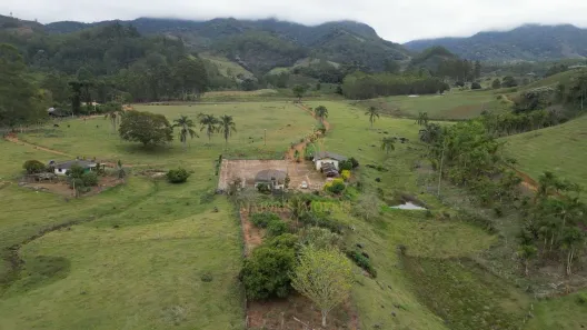 Fazenda/Sítio com 6 Quartos à venda, 8m² no , Ibitirama