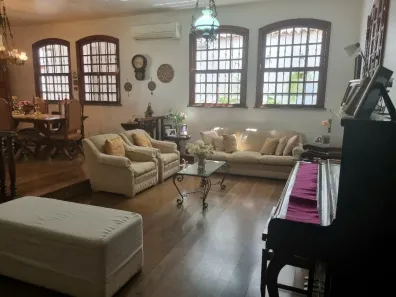 Casa com 4 Quartos à venda, 207m² no São Francisco, Niterói